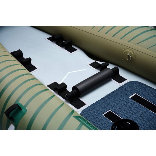 uupodoches-gia-topothetisi-footrest-sto-fouskoto-kavak-caliber-aqua-marina