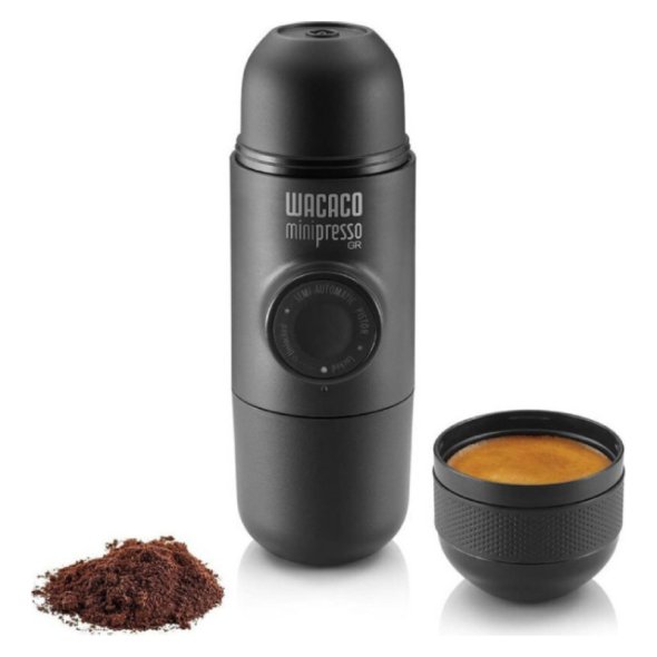 michani-cheiros-gia-alesmeno-kafe-espresso-minipresso-gr-wacaco