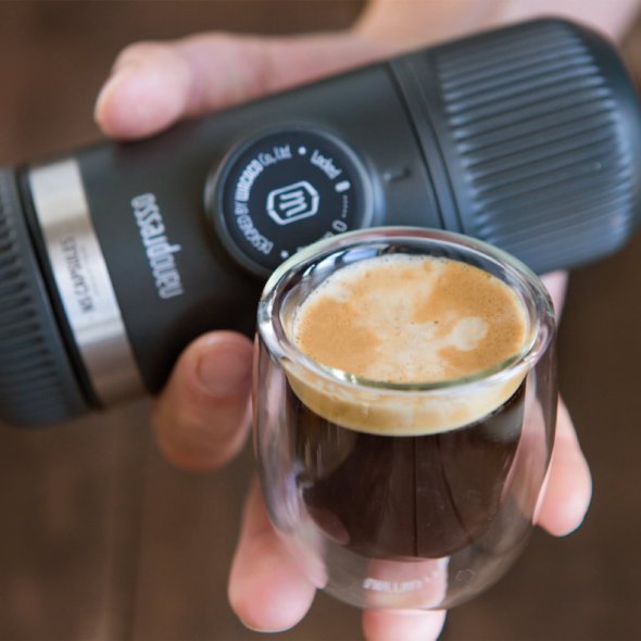 kafes-espresso-apo-michani-nanopresso-wacaco