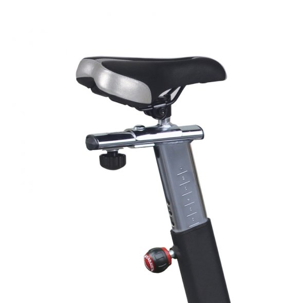 spin-bike-srx-65-evo-toorx-indoor-cycling-podilato-sela