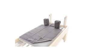 petseta-amila-pilates-reformer-towel-pro