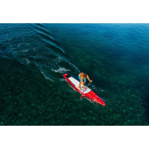 Φουσκωτό sup hyper aqua marina ένας χρήστης στην θάλασσα