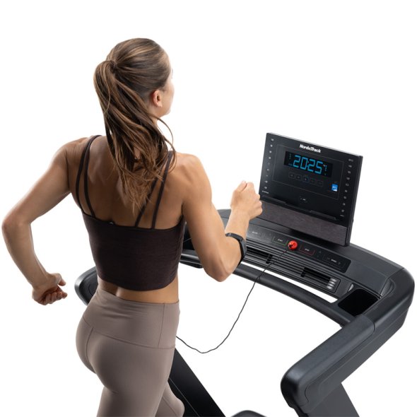 plirofories-proponisis-stin-othoni-tou-diadromou-nordictrack-commercial-le